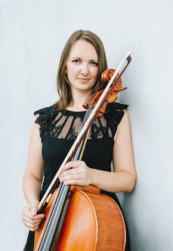 Anne Wollenweber - Violoncello